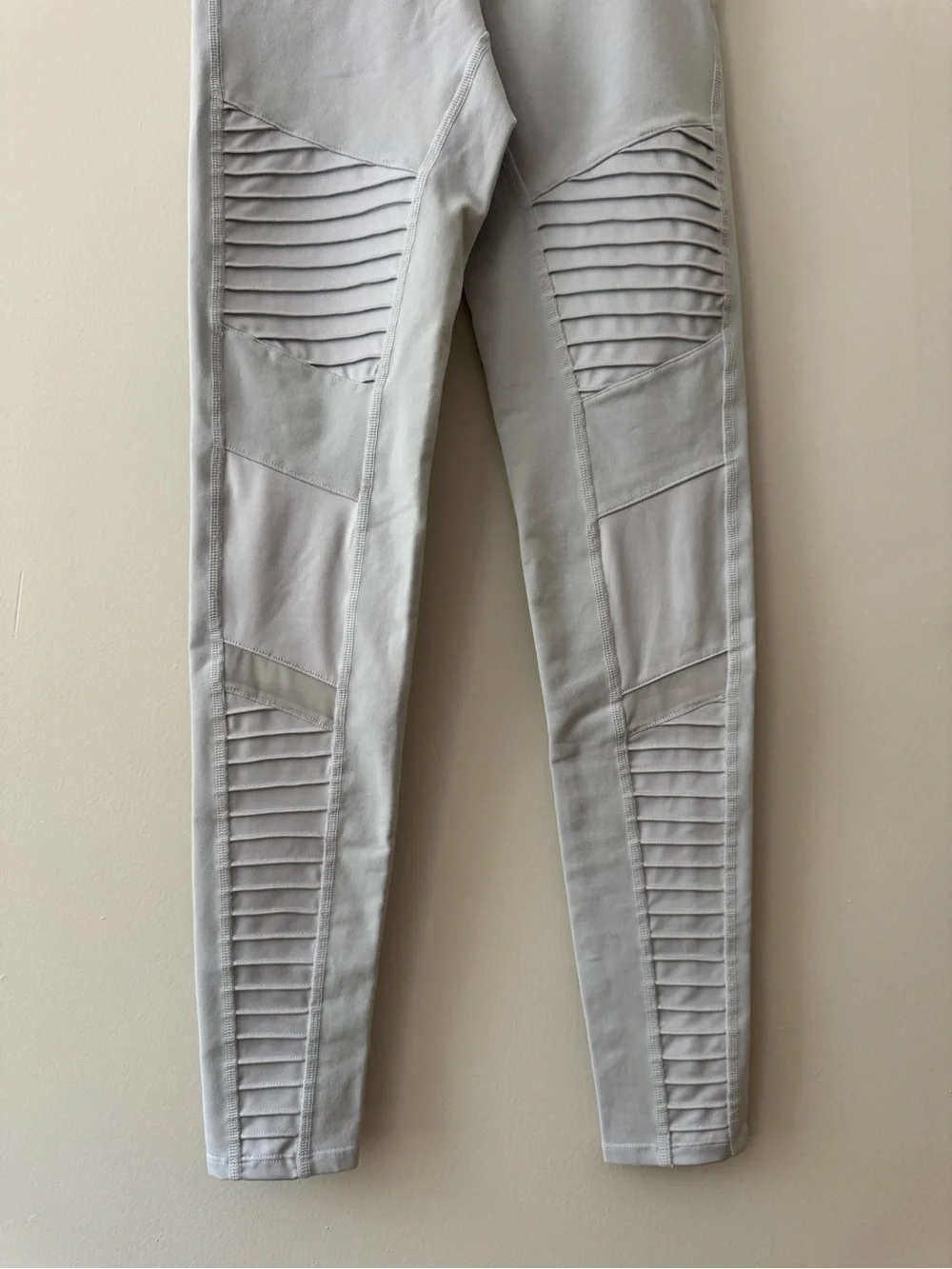 ALO Yoga High Waist Moto Leggings Alloy Gray S